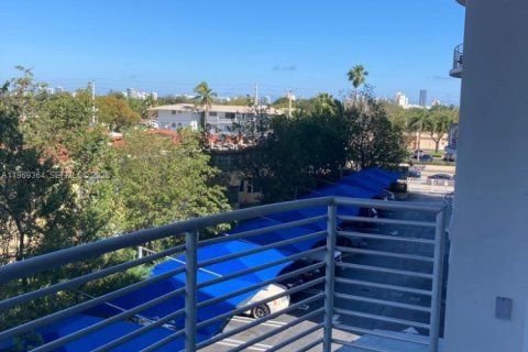 Снять в аренду кондоминиум в Майами, Флорида 2 спальни, 114.64м2, № 2030193 - фото 11