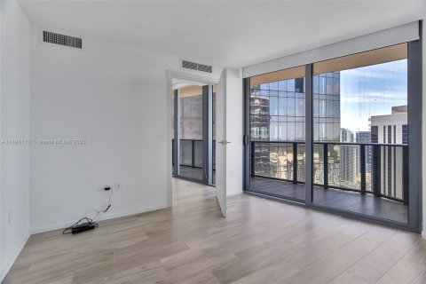 Снять в аренду кондоминиум в Майами, Флорида 3 спальни, 123.93м2, № 1955270 - фото 18