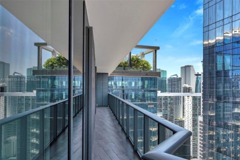 Снять в аренду кондоминиум в Майами, Флорида 3 спальни, 123.93м2, № 1955270 - фото 12