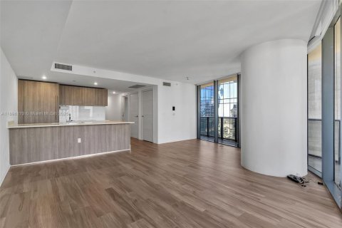 Снять в аренду кондоминиум в Майами, Флорида 3 спальни, 123.93м2, № 1955270 - фото 14