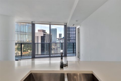 Снять в аренду кондоминиум в Майами, Флорида 3 спальни, 123.93м2, № 1955270 - фото 6