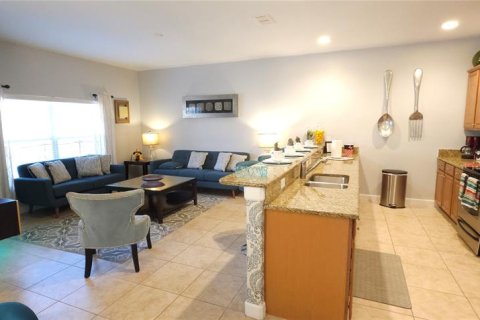 Touwnhouse à vendre à Kissimmee, Floride: 4 chambres, 176.7 m2 № 1536617 - photo 3