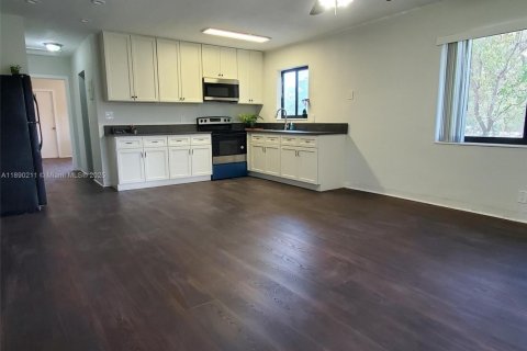 Appartement à louer à Hallandale Beach, Floride: 1 chambre, 79.9 m2 № 1946906 - photo 1