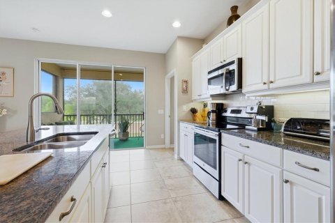 Condo in Lakewood Ranch, Florida, 3 bedrooms  № 2396662 - photo 15