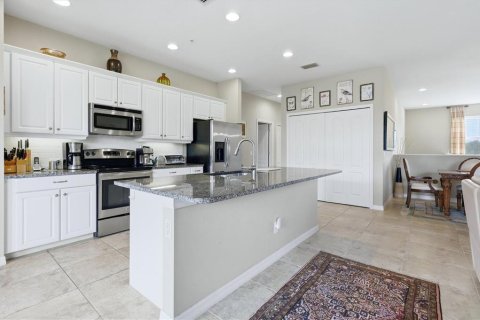 Condo in Lakewood Ranch, Florida, 3 bedrooms  № 2396662 - photo 14