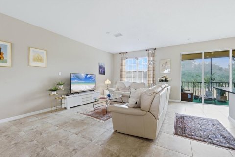 Condo in Lakewood Ranch, Florida, 3 bedrooms  № 2396662 - photo 6