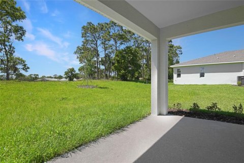 Villa ou maison à vendre à Weeki Wachee, Floride: 4 chambres, 192.31 m2 № 1537778 - photo 17