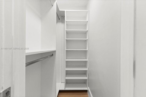 Купить виллу или дом в Лодерхилл, Флорида 3 спальни, 101.82м2, № 2006500 - фото 12