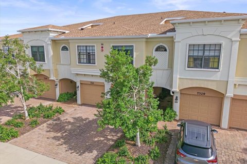Condo in Bradenton, Florida, 3 bedrooms  № 1771339 - photo 1