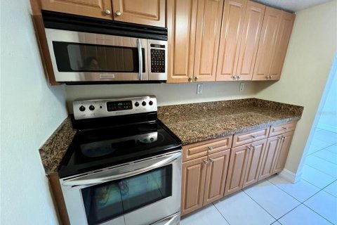 Condo in Tampa, Florida, 1 bedroom  № 1515980 - photo 7