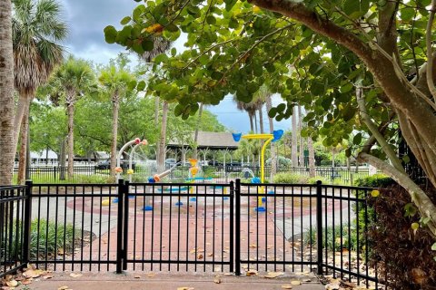 Condo in Tampa, Florida, 1 bedroom  № 1515980 - photo 20