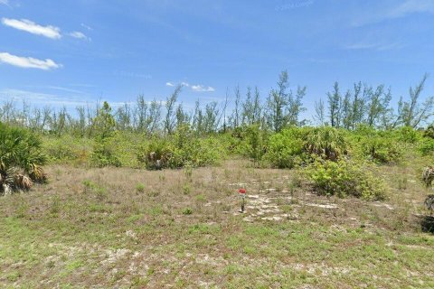Land in Port Charlotte, Florida № 2165666