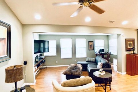 Villa ou maison à vendre à Orlando, Floride: 4 chambres, 130.06 m2 № 2204437 - photo 7