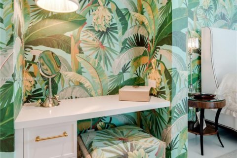 Copropriété à vendre à Bal Harbour, Floride: 3 chambres, 256.69 m2 № 1964925 - photo 27