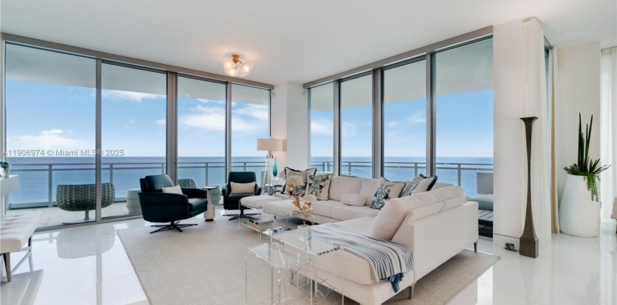 Condo à Bal Harbour, Floride, 3 chambres № 1964925