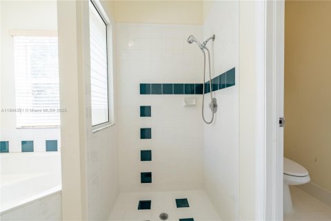 House in Miramar, Florida 3 bedrooms, 180.88 sq.m. № 1739977 - photo 22