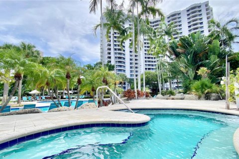 Condo in Aventura, Florida, 2 bedrooms  № 1859662 - photo 14