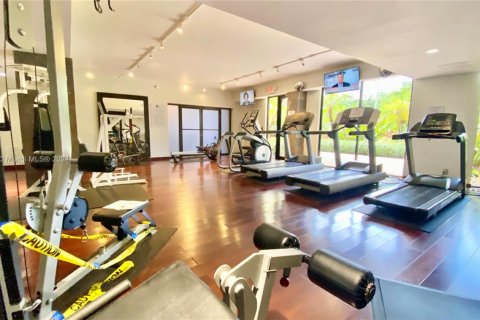 Condo in Aventura, Florida, 2 bedrooms  № 1859662 - photo 11