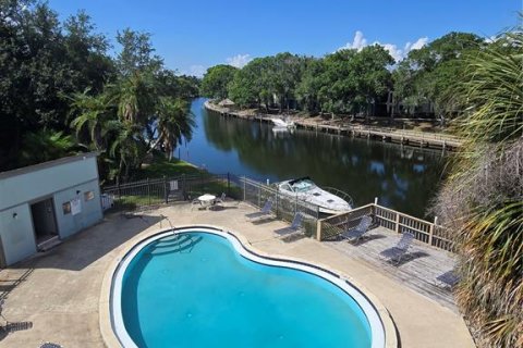 Condo in Tampa, Florida, 2 bedrooms № 2109892