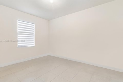 Villa ou maison à vendre à Homestead, Floride: 5 chambres, 263.66 m2 № 1848853 - photo 18