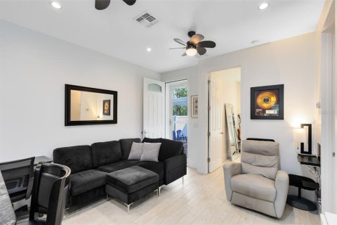 Casa en venta en Winter Park, Florida, 3 dormitorios, 108.42 m2 № 1525337 - foto 7