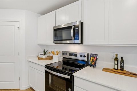 Casa en venta en Spring Hill, Florida, 4 dormitorios, 154.68 m2 № 2211580 - foto 16