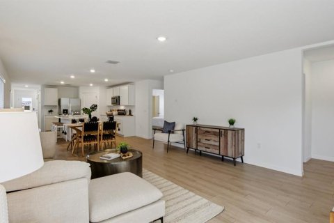Casa en venta en Spring Hill, Florida, 4 dormitorios, 154.68 m2 № 2211580 - foto 6