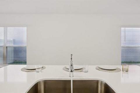 Casa en venta en Spring Hill, Florida, 4 dormitorios, 154.68 m2 № 2211580 - foto 14