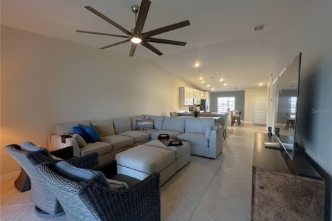 Copropriété à louer à Punta Gorda, Floride: 2 chambres, 145.76 m2 № 1869692 - photo 4