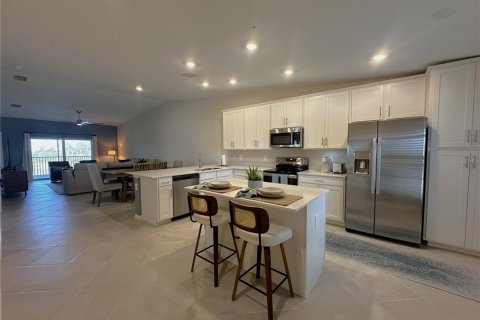 Copropriété à louer à Punta Gorda, Floride: 2 chambres, 145.76 m2 № 1869692 - photo 3