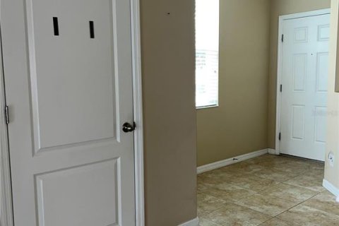 Touwnhouse à vendre à Apopka, Floride: 3 chambres, 192.77 m2 № 2094669 - photo 4