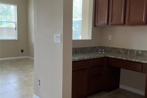 Touwnhouse à vendre à Apopka, Floride: 3 chambres, 192.77 m2 № 2094669 - photo 7
