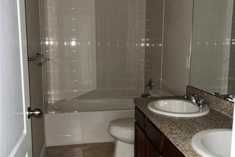 Touwnhouse à vendre à Apopka, Floride: 3 chambres, 192.77 m2 № 2094669 - photo 30