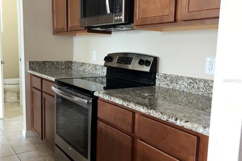 Touwnhouse à vendre à Apopka, Floride: 3 chambres, 192.77 m2 № 2094669 - photo 10