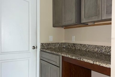 Touwnhouse à vendre à Apopka, Floride: 3 chambres, 192.77 m2 № 2094669 - photo 11