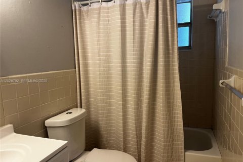 Copropriété à louer à Davie, Floride: 2 chambres, 98.48 m2 № 2187785 - photo 7