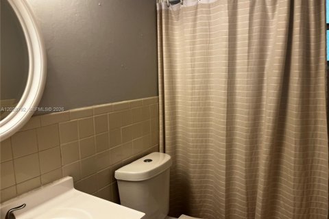 Copropriété à louer à Davie, Floride: 2 chambres, 98.48 m2 № 2187785 - photo 6