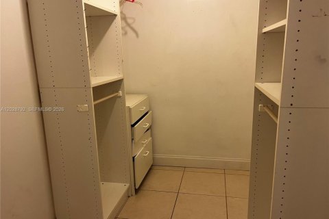 Copropriété à louer à Davie, Floride: 2 chambres, 98.48 m2 № 2187785 - photo 5