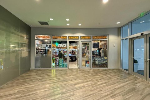 Condominio en venta en Miami, Florida, 1 dormitorio, 76.64 m2 № 1957526 - foto 19