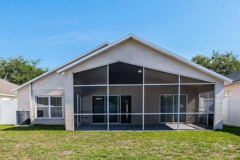 Villa ou maison à louer à Zephyrhills, Floride: 3 chambres, 139.82 m2 № 2100557 - photo 16