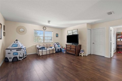 House in Bushnell, Florida 4 bedrooms, 216.74 sq.m. № 2213664 - photo 11
