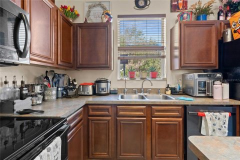 House in Bushnell, Florida 4 bedrooms, 216.74 sq.m. № 2213664 - photo 7