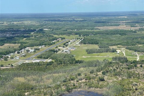 Propiedad comercial en venta en Spring Hill, Florida, 929.02 m2 № 2156379 - foto 14