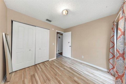 Villa ou maison à vendre à Lutz, Floride: 4 chambres, 159.23 m2 № 2199213 - photo 16