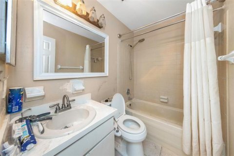 Villa ou maison à vendre à Lutz, Floride: 4 chambres, 159.23 m2 № 2199213 - photo 12