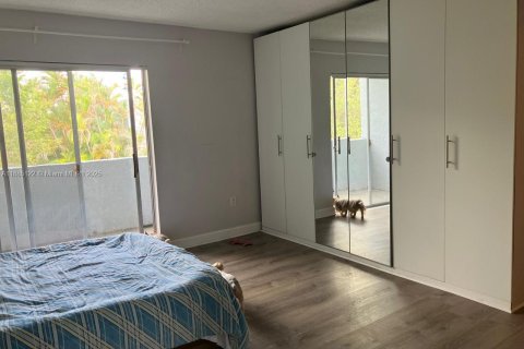 Купить кондоминиум в Майами, Флорида 1 спальня, 104.52м2, № 1933401 - фото 10