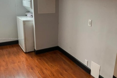 Купить кондоминиум в Майами, Флорида 1 спальня, 104.52м2, № 1933401 - фото 7