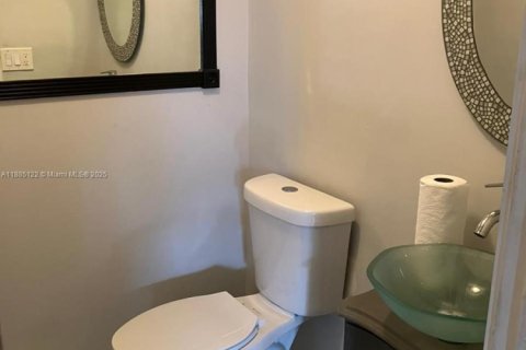 Купить кондоминиум в Майами, Флорида 1 спальня, 104.52м2, № 1933401 - фото 4