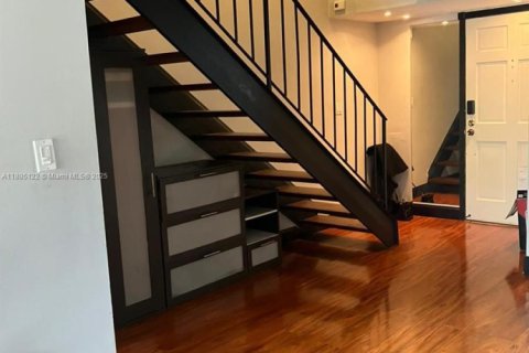 Купить кондоминиум в Майами, Флорида 1 спальня, 104.52м2, № 1933401 - фото 12