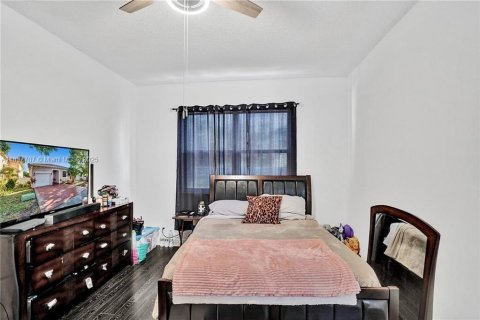 Купить виллу или дом в Коконат Крик, Флорида 3 спальни, 129.51м2, № 1948893 - фото 10